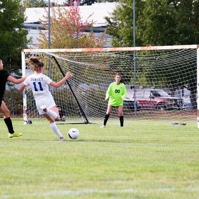 5 Olahraga Outdoor yang Seru Dilakukan Rame-Rame bareng Besties